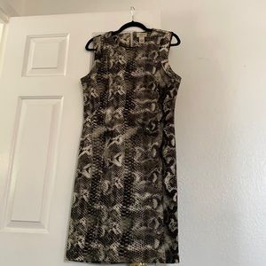 Women’s Python printed sleeveless dress - LARGE